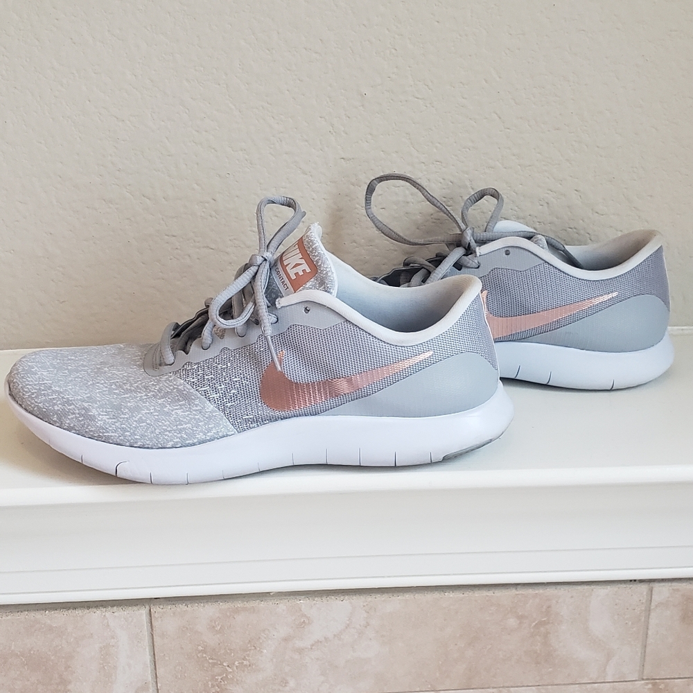 EUC Nike Flex Contact Rose Gold and Gray Sz 10